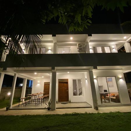 Kalan Mirissa Hotel Luaran gambar